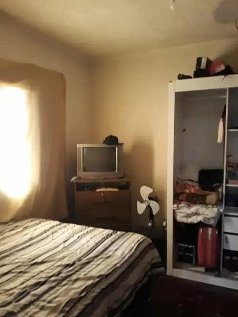 Foto 23 de Casa à venda, 250m2 em Vila Três Irmãos, Carapicuiba - SP