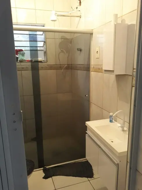 Foto 30 de Casa à venda, 250m2 em Vila Três Irmãos, Carapicuiba - SP