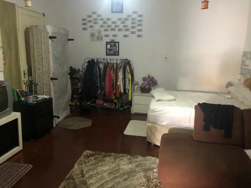 Foto 3 de Casa com 6 quartos à venda em Vila Três Irmãos, Carapicuiba - SP