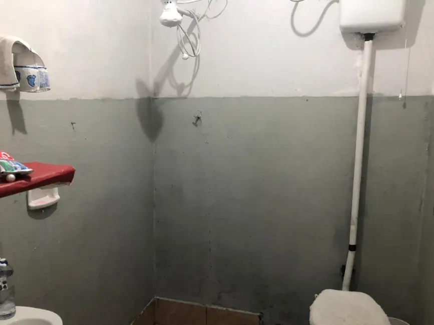 Foto 8 de Casa com 6 quartos à venda em Vila Três Irmãos, Carapicuiba - SP