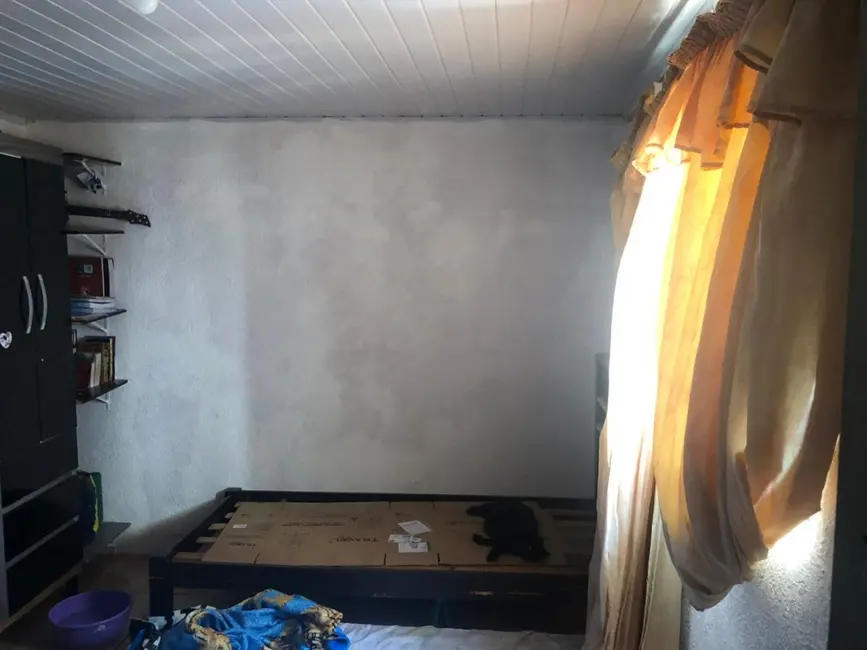 Foto 4 de Casa com 6 quartos à venda em Vila Três Irmãos, Carapicuiba - SP