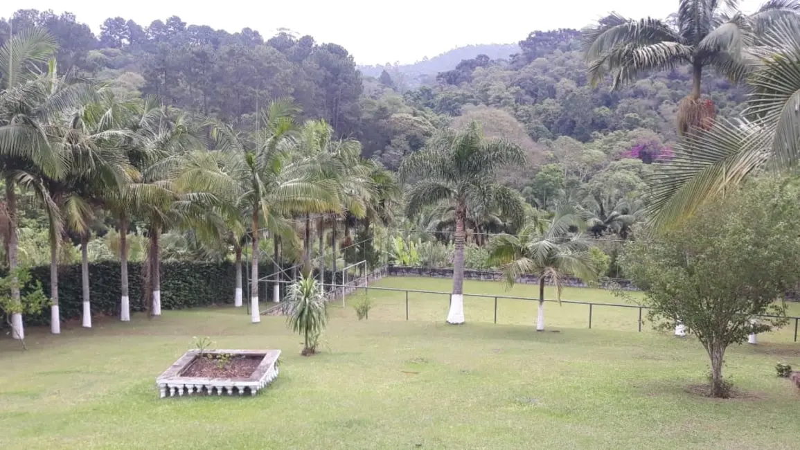 Foto 4 de Chácara com 2 quartos à venda, 10000m2 em Cotia - SP