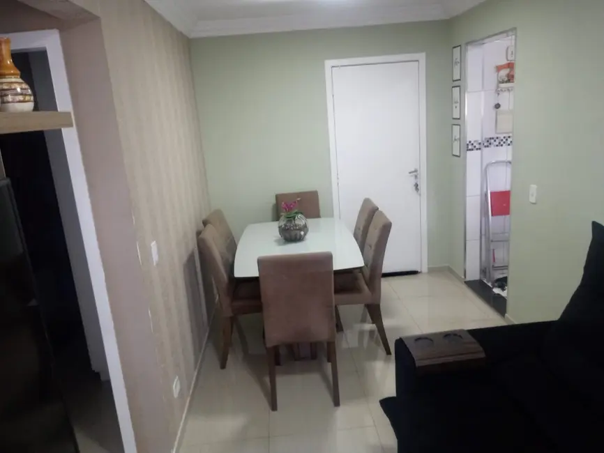 Apartamento com 2 quartos à venda, 44m2 em Parque Roseira, Carapicuiba - SP - imagem 3 Foto 3 de Apartamento com 2 quartos à venda, 44m2 em Parque Roseira, Carapicuiba - SP