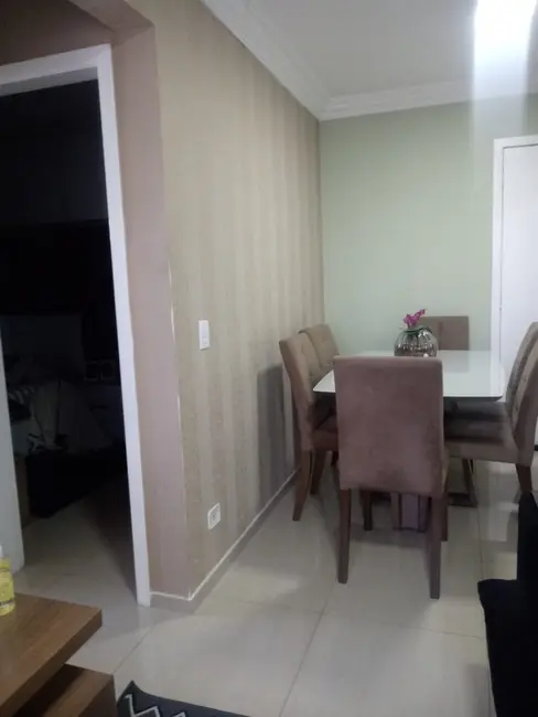 Apartamento com 2 quartos à venda, 44m2 em Parque Roseira, Carapicuiba - SP - imagem 4 Foto 4 de Apartamento com 2 quartos à venda, 44m2 em Parque Roseira, Carapicuiba - SP