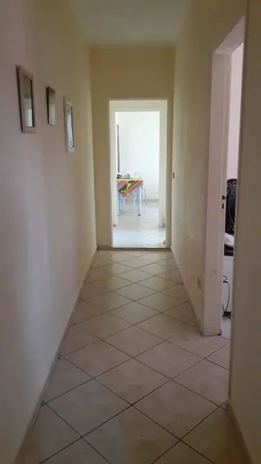 Casa com 6 quartos à venda, 185m2 em Jardim Silveira, Barueri - SP - imagem 4 Foto 4 de Casa com 6 quartos à venda, 185m2 em Jardim Silveira, Barueri - SP