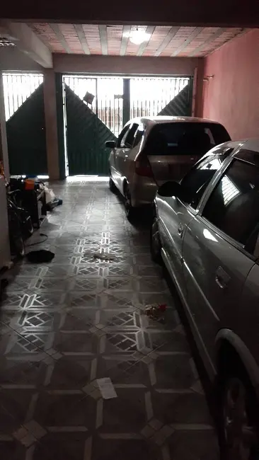 Casa com 3 quartos à venda, 10m2 em Jardim Angélica, Carapicuiba - SP - imagem 4 Foto 4 de Casa com 3 quartos à venda, 10m2 em Jardim Angélica, Carapicuiba - SP