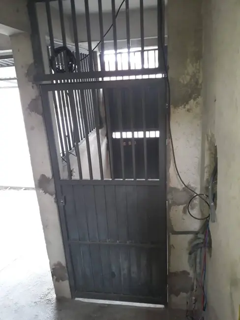 Casa com 3 quartos à venda em Jardim Sandra Regina, Carapicuiba - SP - imagem 4 Foto 4 de Casa com 3 quartos à venda em Jardim Sandra Regina, Carapicuiba - SP