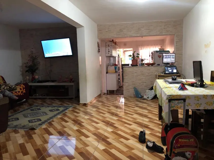Casa com 4 quartos à venda, 162m2 em Jardim Tucunduva, Carapicuiba - SP - imagem 4 Foto 4 de Casa com 4 quartos à venda, 162m2 em Jardim Tucunduva, Carapicuiba - SP