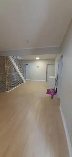 Sala Comercial para alugar em Centro, Carapicuiba - SP - imagem 5 Foto 5 de Sala Comercial para alugar em Centro, Carapicuiba - SP