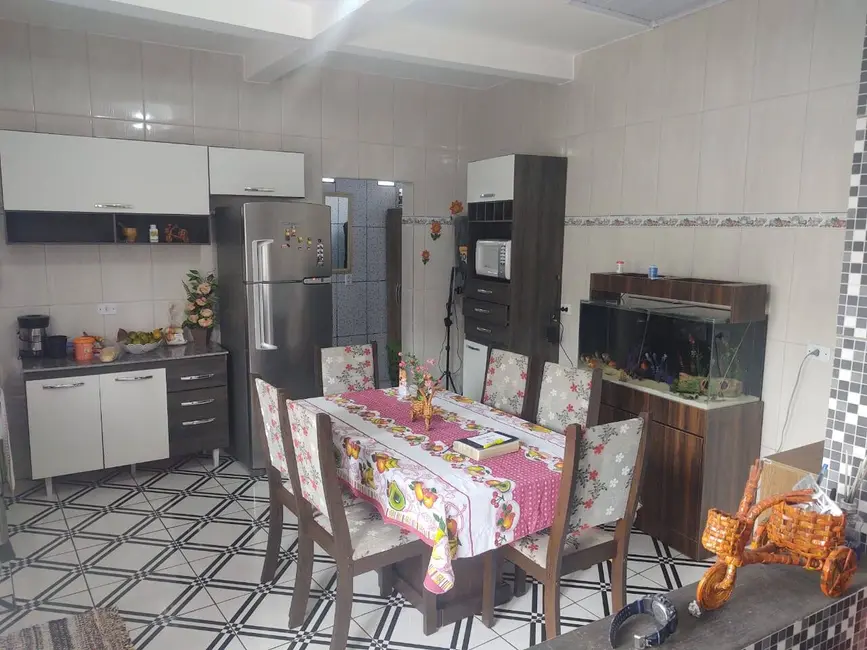 Foto 4 de Casa com 6 quartos à venda, 240m2 em Jardim Santa Tereza, Carapicuiba - SP