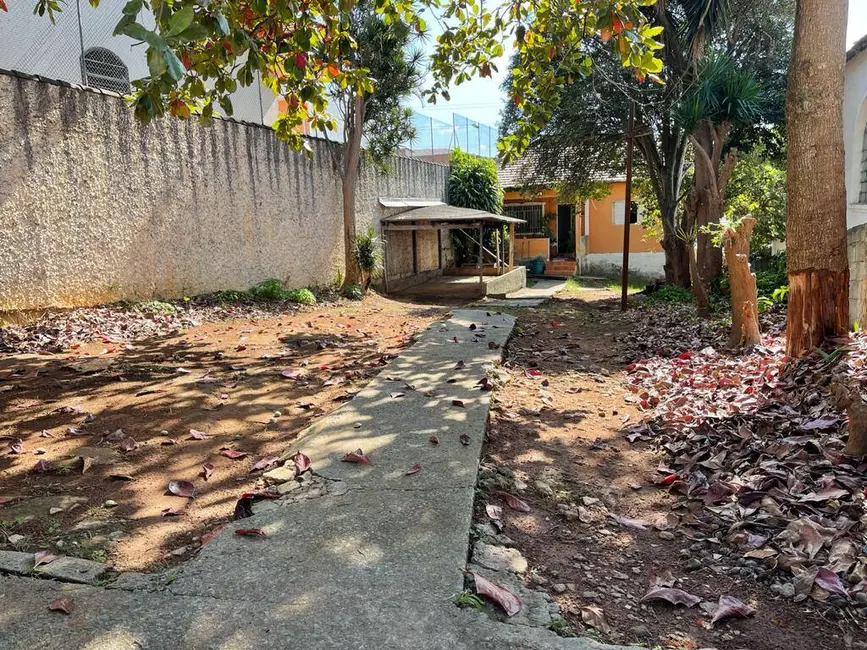 Casa com 1 quarto à venda, 400m2 em Jardim das Belezas, Carapicuiba - SP - imagem 5 Foto 5 de Casa com 1 quarto à venda, 400m2 em Jardim das Belezas, Carapicuiba - SP