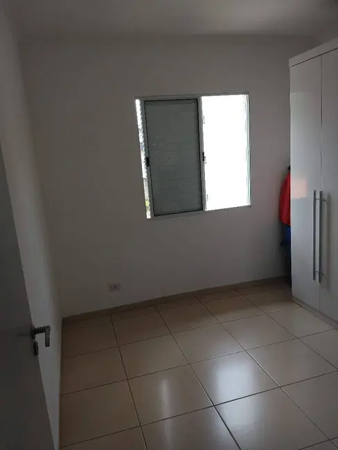 Apartamento com 2 quartos à venda, 10m2 em Jardim Santa Tereza, Carapicuiba - SP - imagem 8 Foto 8 de Apartamento com 2 quartos à venda, 10m2 em Jardim Santa Tereza, Carapicuiba - SP