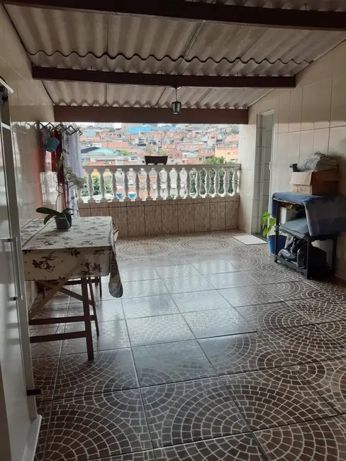Casa com 4 quartos à venda, 162m2 em Jardim Tonato, Carapicuiba - SP - imagem 5 Foto 5 de Casa com 4 quartos à venda, 162m2 em Jardim Tonato, Carapicuiba - SP