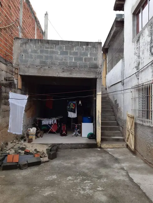 Casa com 4 quartos à venda, 162m2 em Jardim Tonato, Carapicuiba - SP - imagem 3 Foto 3 de Casa com 4 quartos à venda, 162m2 em Jardim Tonato, Carapicuiba - SP