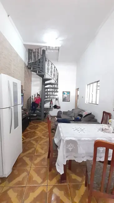 Casa com 3 quartos à venda, 125m2 em Centro, Carapicuiba - SP - imagem 6 Foto 6 de Casa com 3 quartos à venda, 125m2 em Centro, Carapicuiba - SP