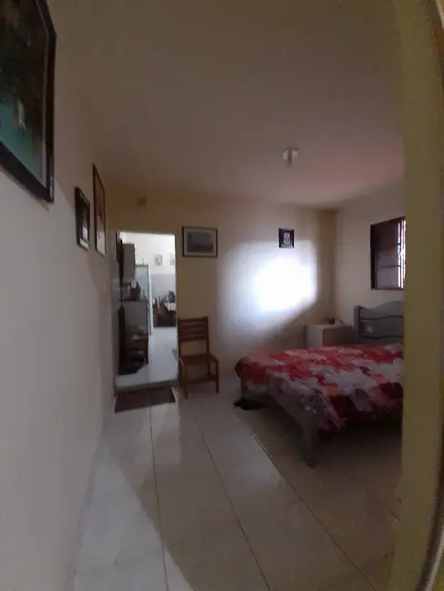 Casa com 9 quartos à venda, 200m2 em Jardim Santo Estêvão, Carapicuiba - SP - imagem 3 Foto 3 de Casa com 9 quartos à venda, 200m2 em Jardim Santo Estêvão, Carapicuiba - SP
