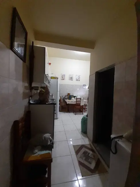 Casa com 9 quartos à venda, 200m2 em Jardim Santo Estêvão, Carapicuiba - SP - imagem 4 Foto 4 de Casa com 9 quartos à venda, 200m2 em Jardim Santo Estêvão, Carapicuiba - SP