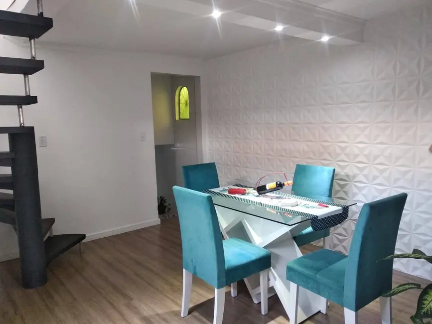 Casa com 3 quartos à venda, 125m2 em Parque Sampaio Viana, Carapicuiba - SP - imagem 4 Foto 4 de Casa com 3 quartos à venda, 125m2 em Parque Sampaio Viana, Carapicuiba - SP