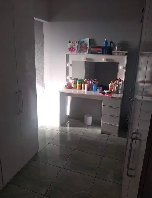 Casa com 6 quartos à venda, 10m2 em Vila Silviânia, Carapicuiba - SP - imagem 8 Foto 8 de Casa com 6 quartos à venda, 10m2 em Vila Silviânia, Carapicuiba - SP
