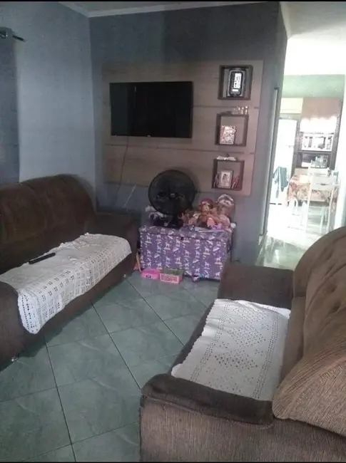 Casa com 6 quartos à venda, 10m2 em Vila Silviânia, Carapicuiba - SP - imagem 4 Foto 4 de Casa com 6 quartos à venda, 10m2 em Vila Silviânia, Carapicuiba - SP
