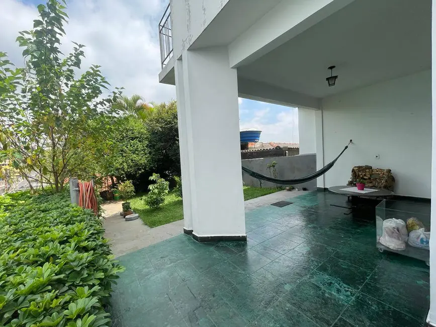 Casa com 4 quartos à venda, 300m2 em Vila Silviânia, Carapicuiba - SP - imagem 6 Foto 6 de Casa com 4 quartos à venda, 300m2 em Vila Silviânia, Carapicuiba - SP