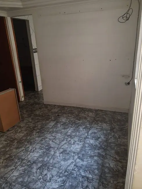 Apartamento com 2 quartos à venda, 42m2 em Conjunto Habitacional Presidente Castelo Branco, Carapicuiba - SP - imagem 5 Foto 5 de Apartamento com 2 quartos à venda, 42m2 em Conjunto Habitacional Presidente Castelo Branco, Carapicuiba - SP