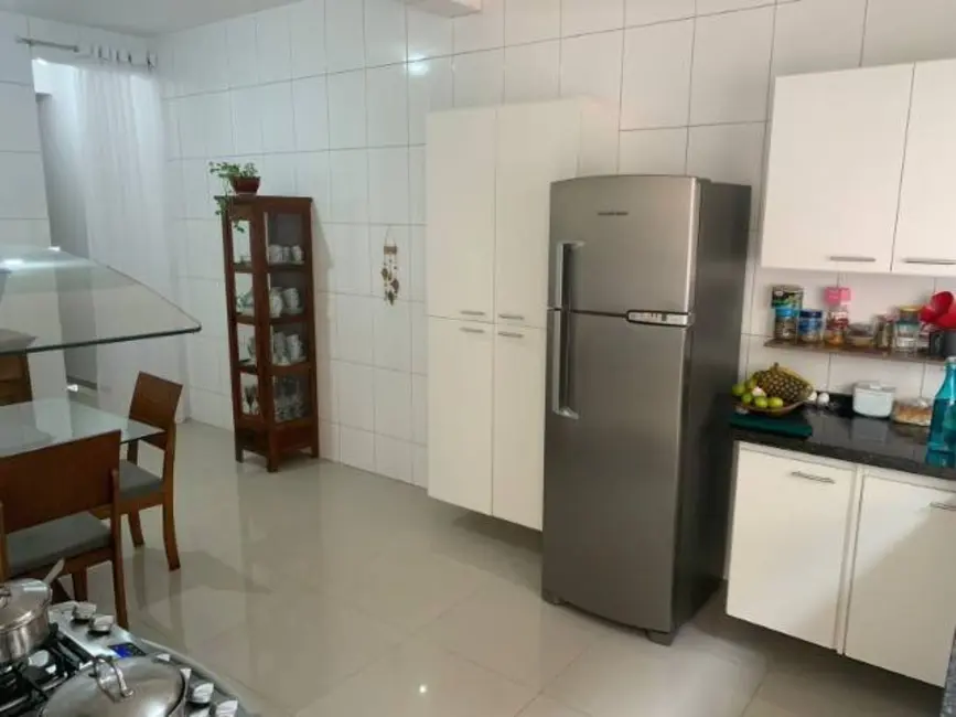 Casa com 3 quartos à venda, 125m2 em Jardim Ana Estela, Carapicuiba - SP - imagem 7 Foto 7 de Casa com 3 quartos à venda, 125m2 em Jardim Ana Estela, Carapicuiba - SP