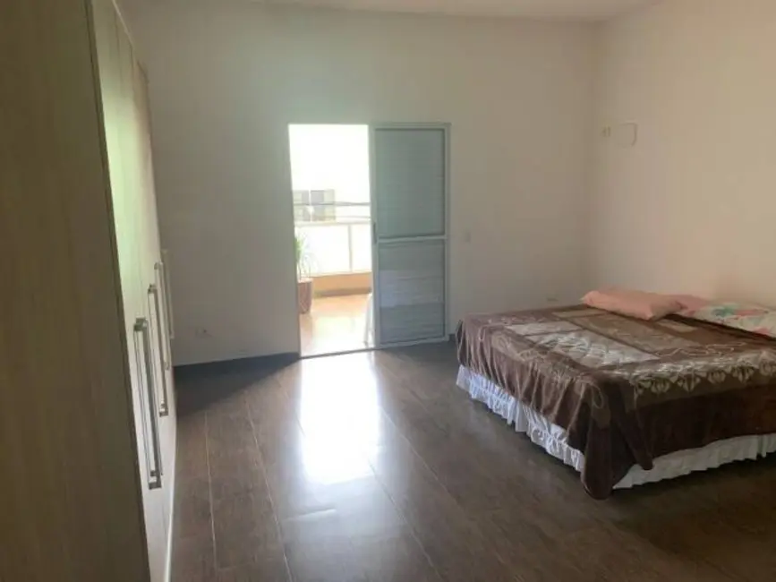 Casa com 3 quartos à venda, 125m2 em Jardim Ana Estela, Carapicuiba - SP - imagem 9 Foto 9 de Casa com 3 quartos à venda, 125m2 em Jardim Ana Estela, Carapicuiba - SP