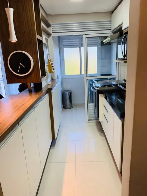 Foto 5 de Apartamento com 2 quartos à venda, 47m2 em Jardim Marilu, Carapicuiba - SP