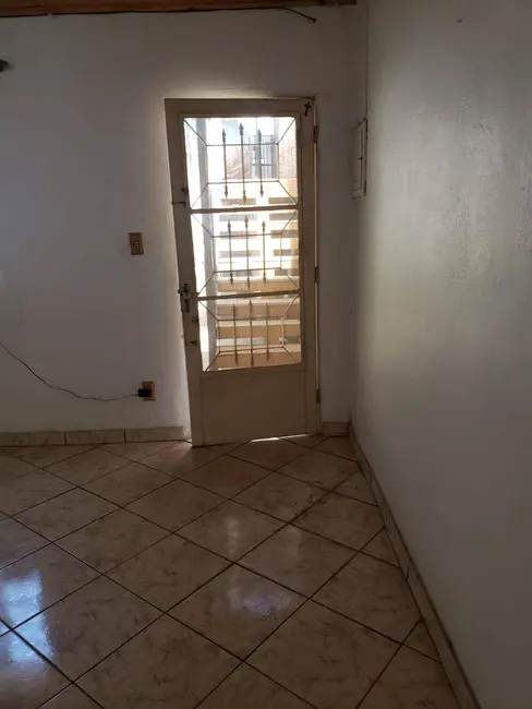 Casa com 2 quartos à venda, 198m2 em Centro, Carapicuiba - SP - imagem 9 Foto 9 de Casa com 2 quartos à venda, 198m2 em Centro, Carapicuiba - SP