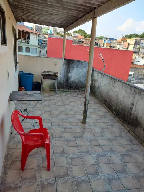 Casa com 5 quartos à venda, 177m2 em Vila Silviânia, Carapicuiba - SP - imagem 5 Foto 5 de Casa com 5 quartos à venda, 177m2 em Vila Silviânia, Carapicuiba - SP