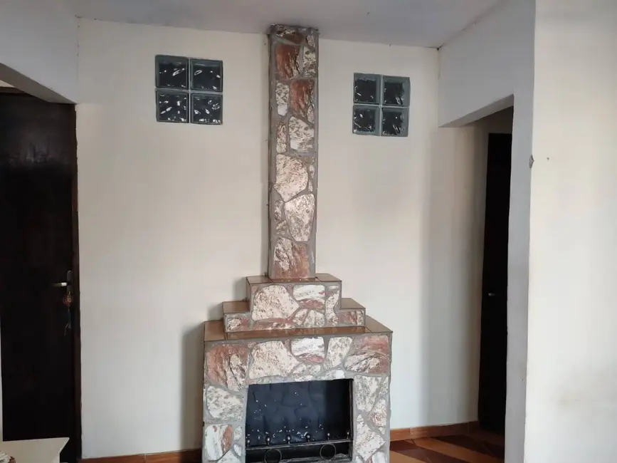Casa com 5 quartos à venda, 177m2 em Vila Silviânia, Carapicuiba - SP - imagem 8 Foto 8 de Casa com 5 quartos à venda, 177m2 em Vila Silviânia, Carapicuiba - SP