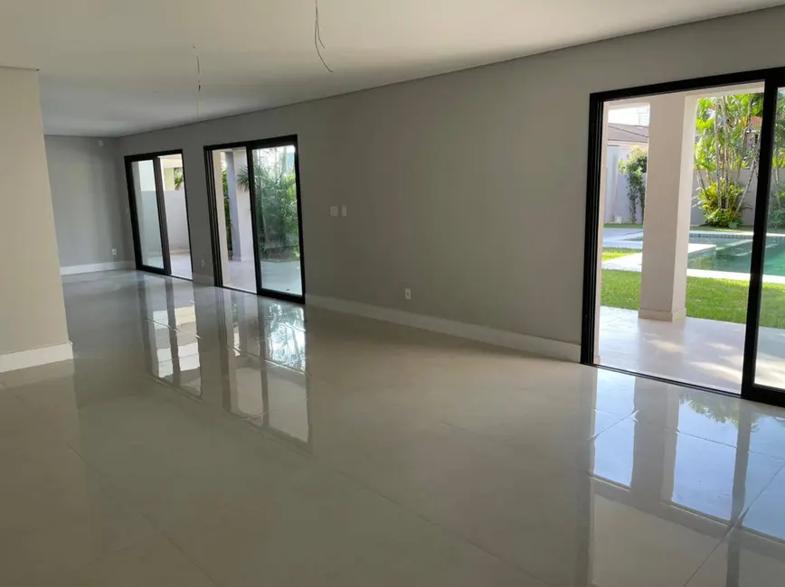 Foto 8 de Casa com 2 quartos à venda, 720m2 em Condomínio Centro Comercial Alphaville, Barueri - SP