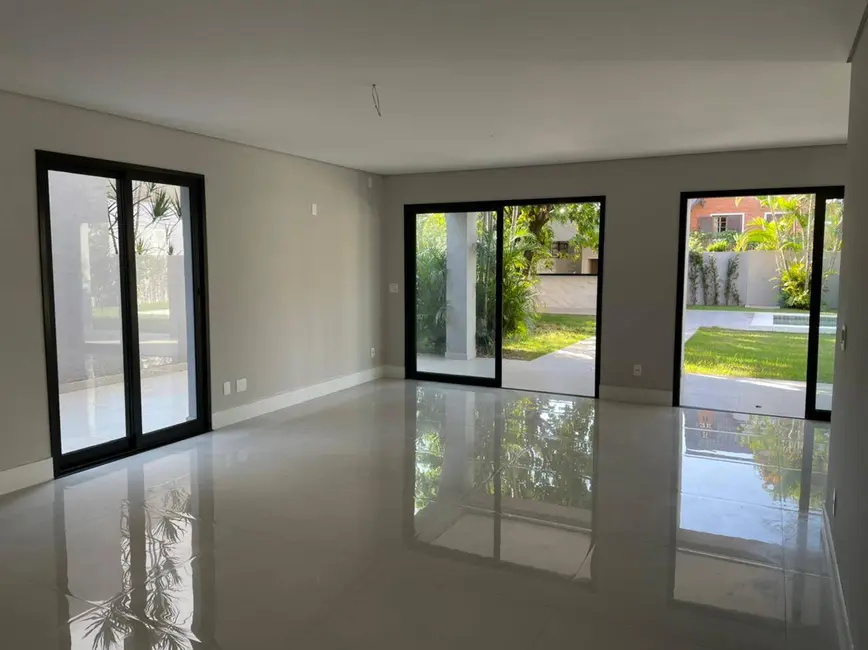 Foto 3 de Casa com 2 quartos à venda, 720m2 em Condomínio Centro Comercial Alphaville, Barueri - SP