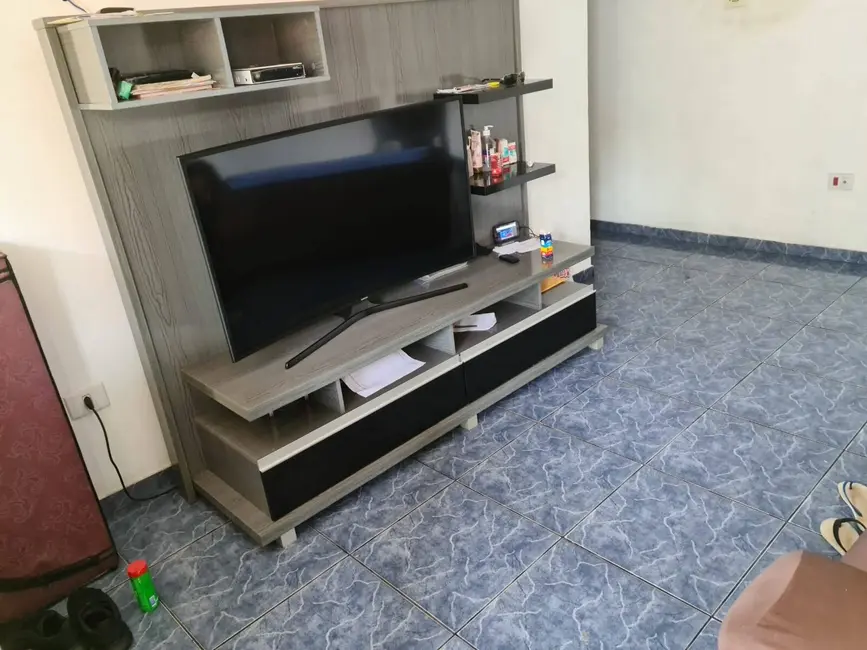 Casa com 6 quartos à venda, 280m2 em Vila Silviânia, Carapicuiba - SP - imagem 4 Foto 4 de Casa com 6 quartos à venda, 280m2 em Vila Silviânia, Carapicuiba - SP