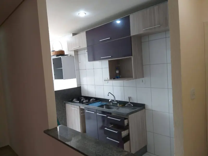 Foto 2 de Apartamento com 2 quartos à venda, 50m2 em Vila Mercês, Carapicuiba - SP