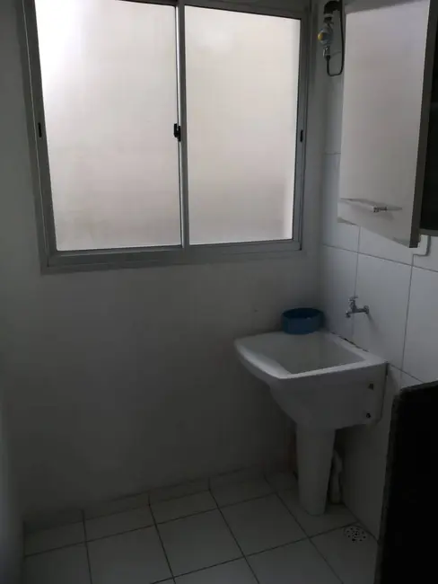 Foto 5 de Apartamento com 2 quartos à venda, 50m2 em Vila Mercês, Carapicuiba - SP