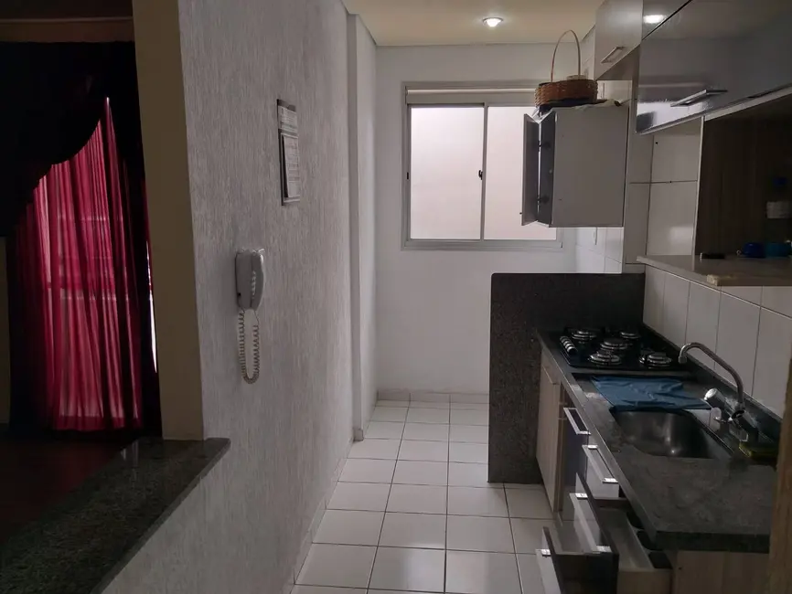 Foto 3 de Apartamento com 2 quartos à venda, 50m2 em Vila Mercês, Carapicuiba - SP