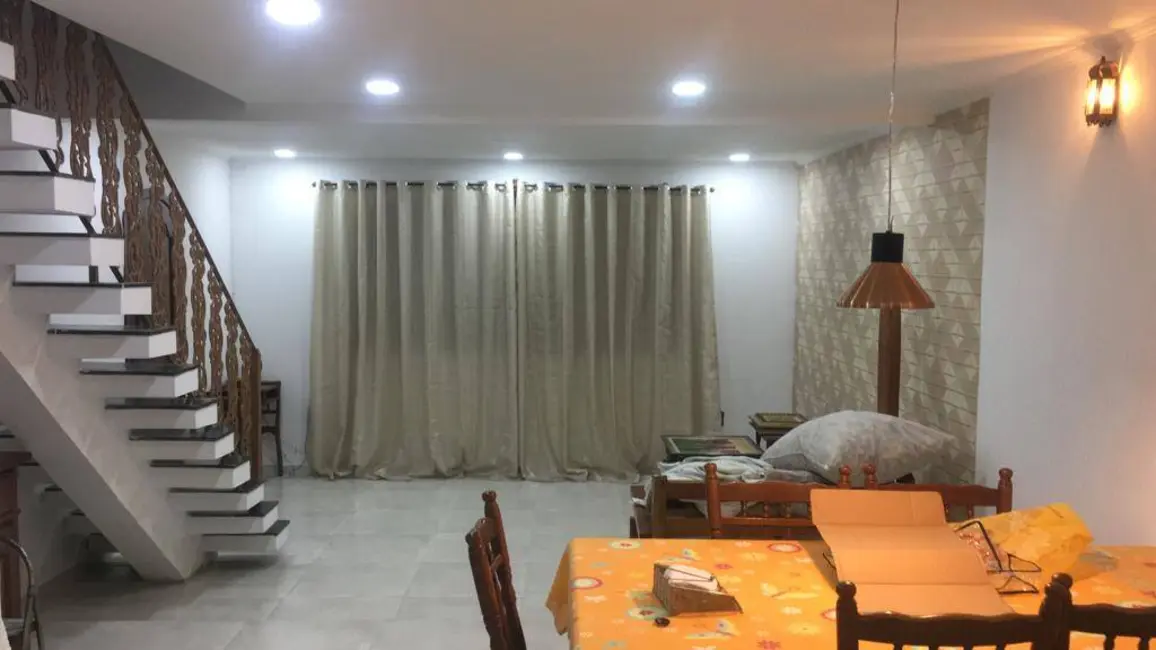 Foto 2 de Casa com 3 quartos à venda, 170m2 em Osasco - SP