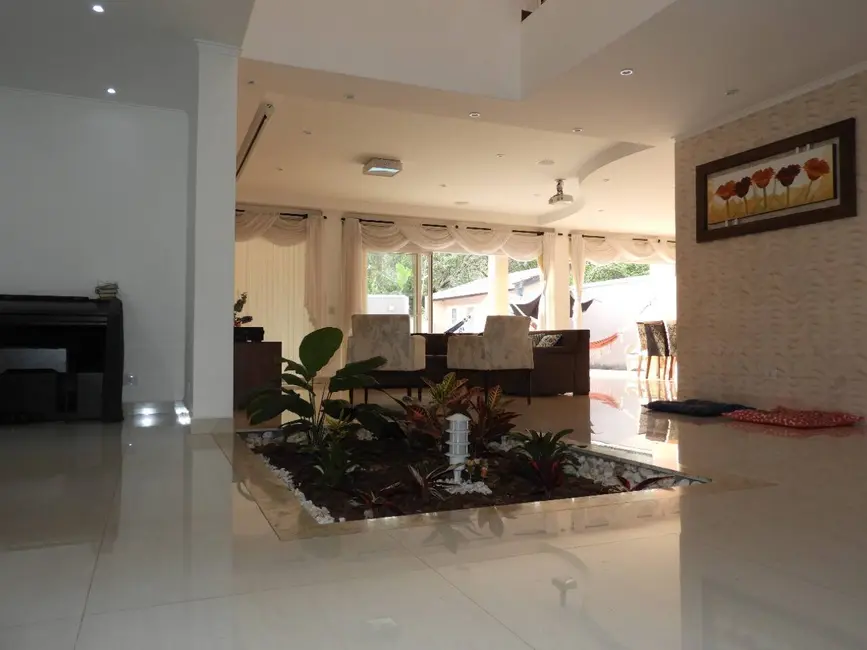 Foto 4 de Casa com 6 quartos à venda, 499m2 em Jardim do Golf I, Jandira - SP