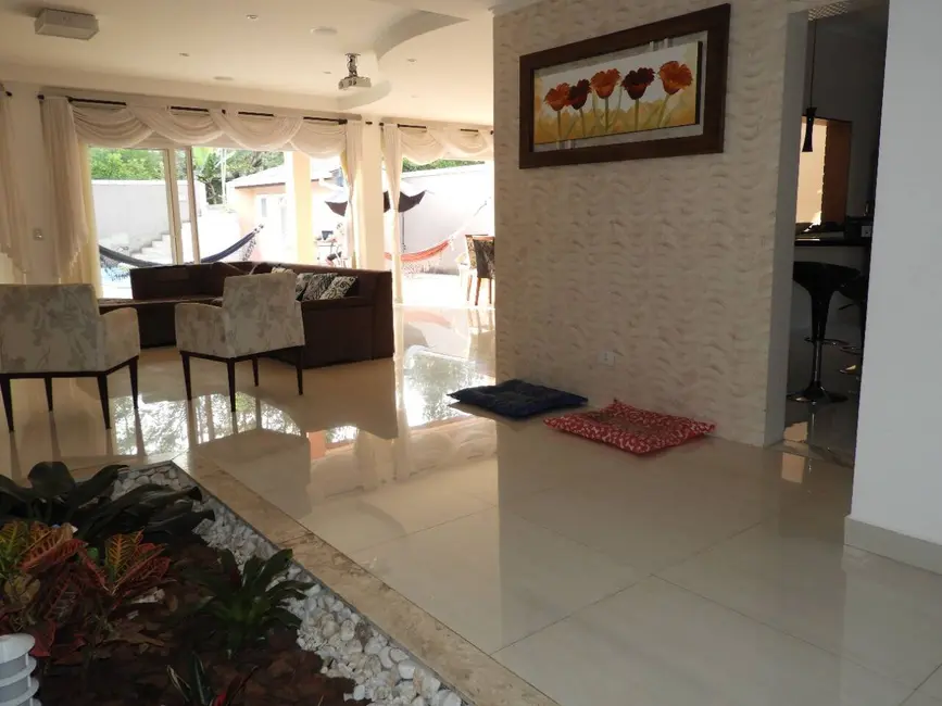 Foto 3 de Casa com 6 quartos à venda, 499m2 em Jardim do Golf I, Jandira - SP