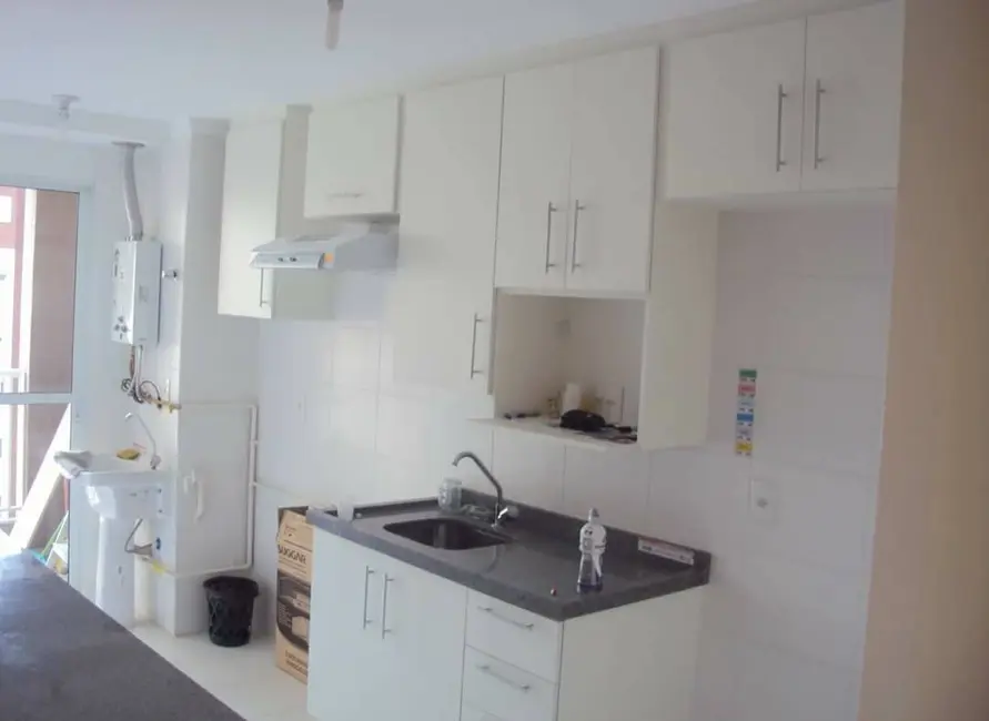 Apartamento com 2 quartos à venda, 59m2 em Vila Santa Terezinha, Carapicuiba - SP - imagem 4 Foto 4 de Apartamento com 2 quartos à venda, 59m2 em Vila Santa Terezinha, Carapicuiba - SP
