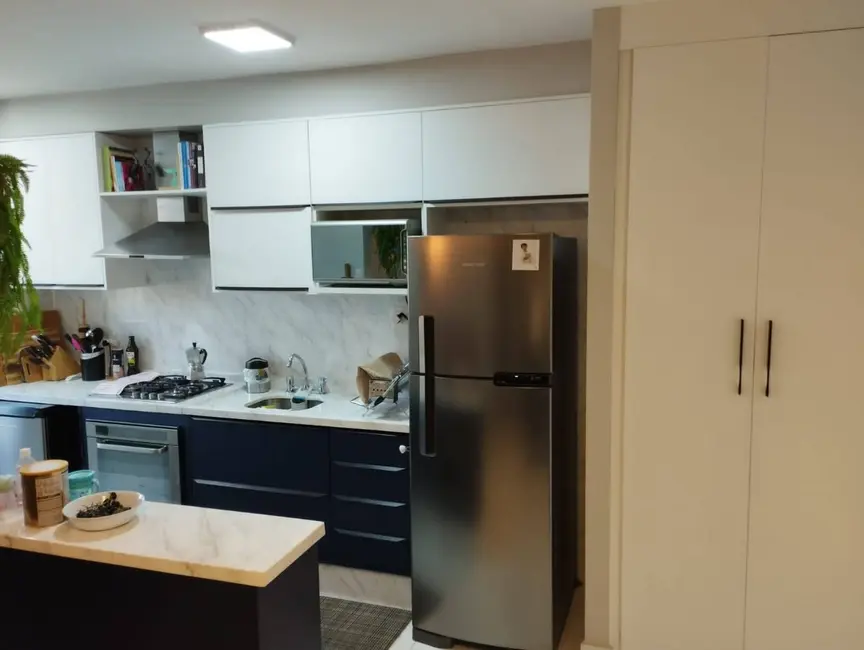 Foto 7 de Apartamento com 3 quartos à venda, 96m2 em Vila Santa Terezinha, Carapicuiba - SP
