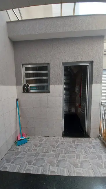 Foto 7 de Casa com 2 quartos à venda, 450m2 em Pestana, Osasco - SP