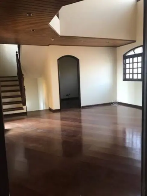 Foto 8 de Casa com 4 quartos à venda, 256m2 em Quitaúna, Osasco - SP