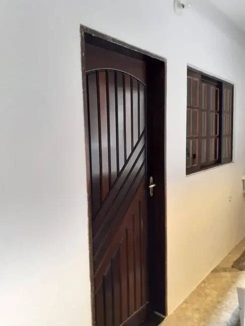 Foto 2 de Casa com 4 quartos à venda, 150m2 em Vila Silviânia, Carapicuiba - SP