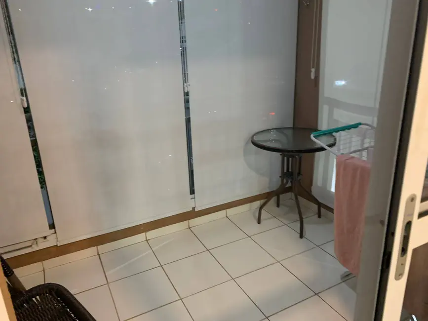 Foto 9 de Apartamento com 3 quartos à venda, 45m2 em Parque Jandaia, Carapicuiba - SP