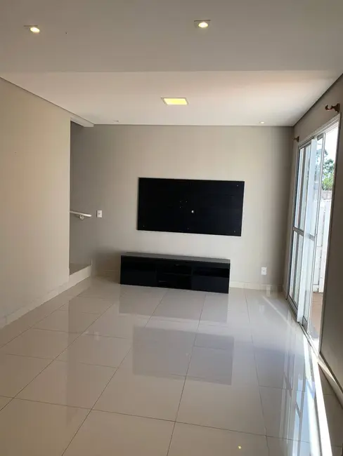 Casa com 2 quartos à venda, 67m2 em Santana De Parnaiba - SP - imagem 8 Foto 8 de Casa com 2 quartos à venda, 67m2 em Santana De Parnaiba - SP