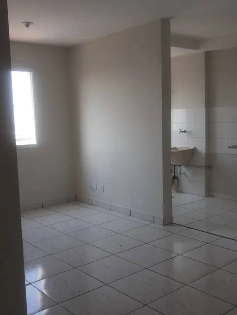 Foto 2 de Apartamento com 2 quartos à venda, 45m2 em Vila da Oportunidade, Carapicuiba - SP