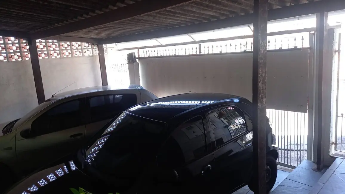 Casa com 3 quartos à venda, 338m2 em Vila Martins, Carapicuiba - SP - imagem 2 Foto 2 de Casa com 3 quartos à venda, 338m2 em Vila Martins, Carapicuiba - SP